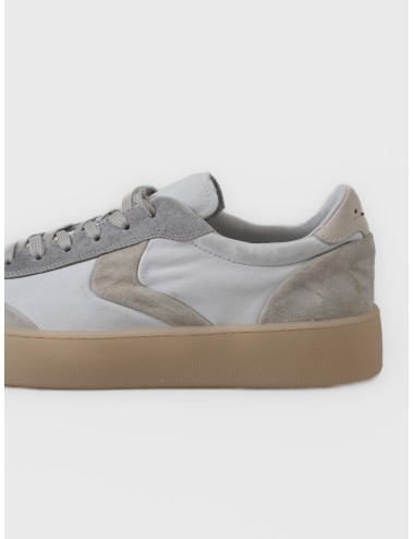 Zapatilla ice white silky grey Voile Blanche Mind 02 con piel lisa, ante y suela natural