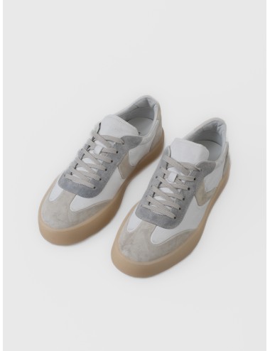 Zapatilla ice white silky grey Voile Blanche Mind 02 con piel lisa, ante y suela natural