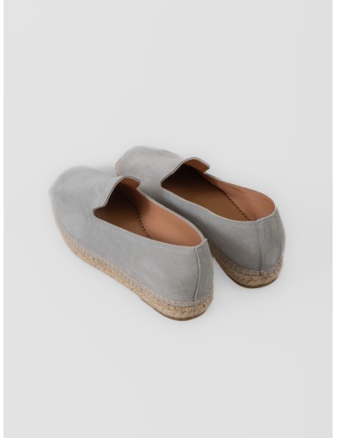 Alpargata gris piedra Les Héritiers Futadera con acabado afelpado y suela de yute trenzado