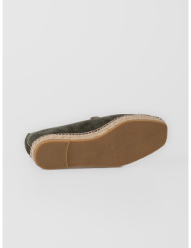 Alpargata verde bosque Les Héritiers Futadera con acabado afelpado y suela de yute trenzado