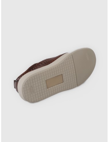 Zapatilla cuero CALCE X2513 de piel trenzada con cordonera tonal y suela off-white