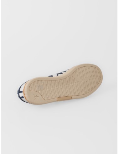 Zapatilla blanca y azul Premiata Russell 8028 con paneles en contraste y suela gráfica