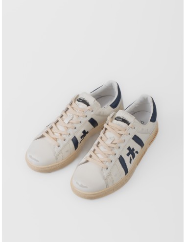 Zapatilla blanca y azul Premiata Russell 8028 con paneles en contraste y suela gráfica