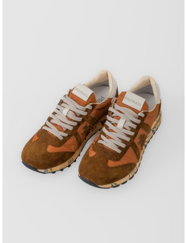 Zapatilla naranja tostado Premiata Lucy 8191 con refuerzos de ante y suela gráfica