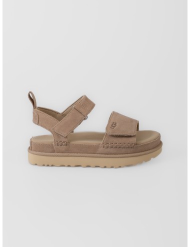 Sandalia sand UGG Goldenstar con tiras ajustables de velcro y suela gruesa dentada