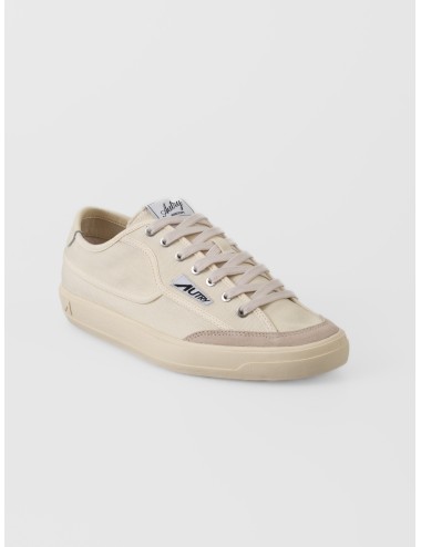 Zapatilla baja crema Autry Windscape Low con lona y refuerzo de ante