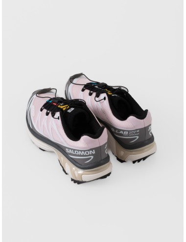 Zapatilla Salomon XT-6 Cloudburst Icy Pink Tapioca con ajuste rápido y suela con tacos