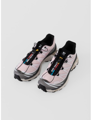 Zapatilla Salomon XT-6 Cloudburst Icy Pink Tapioca con ajuste rápido y suela con tacos