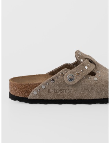Zueco taupe BIRKENSTOCK Boston Rivet Border de ante con remaches decorativos