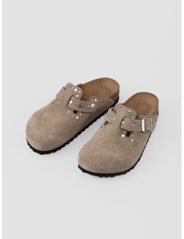 Zueco taupe BIRKENSTOCK Boston Rivet Border de ante con remaches decorativos