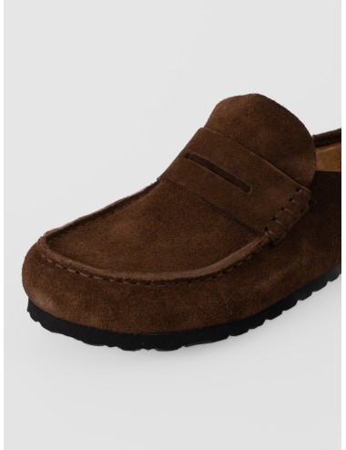 Zueco carafe BIRKENSTOCK Naples Wrapped de ante con empeine tipo mocasín