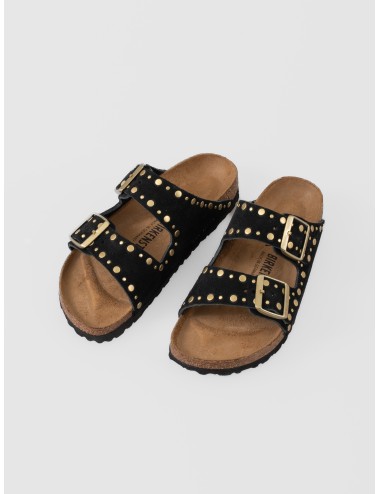 Sandalia negra Birkenstock Arizona Rivet Border con remaches dorados
