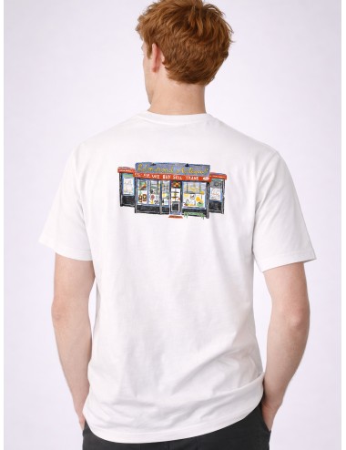 Camiseta blanca Edmmond Studios Antiques con gráfico de escaparate en la espalda