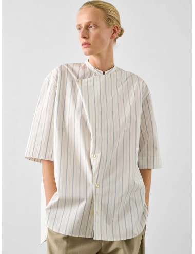 Camisa ecru con rayas bleu Soeur Paris Ixia de corte amplio y cierre asimétrico