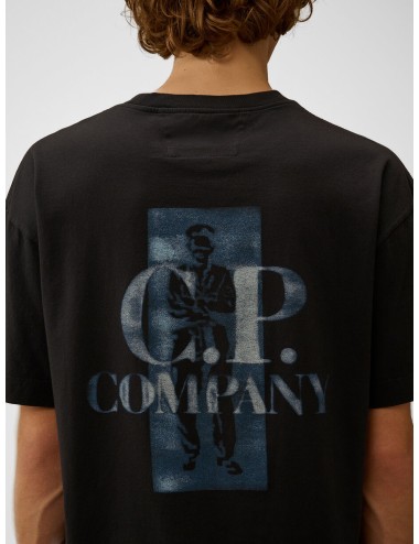 Camiseta manga corta Total Eclipse C.P. Company con logo en pecho y gráfico estampado en la espalda