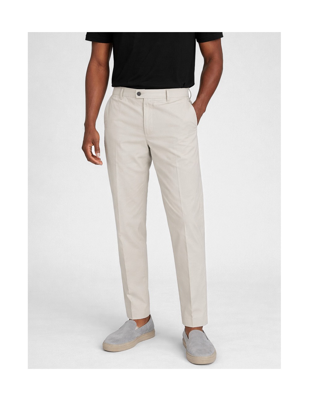 Pantalón chino gris Les Héritiers MASNOU PANT con corte regular y construcción sartorial