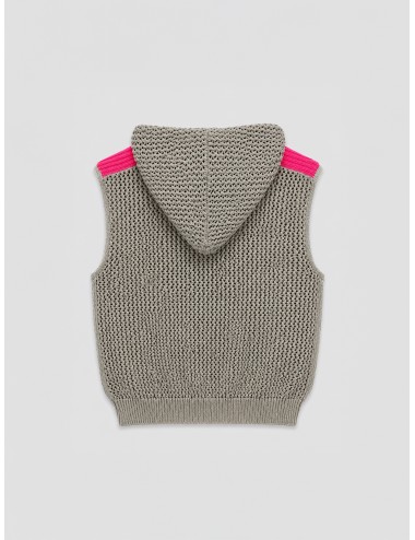 Chaleco topo SUBLIM Calado Franja con punto calado, capucha y contraste fucsia