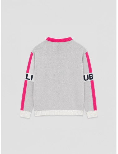 Jersey perla SUBLIM con cuello fucsia y detalle tipográfico en mangas
