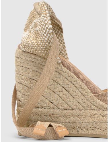 Alpargata CASTAÑER CHIARA en oro con lino metalizado y cuña de 11 cm para verano