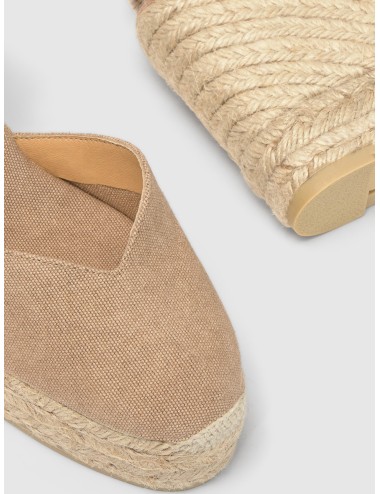 Alpargata CASTAÑER CHIARA en oro con lino metalizado y cuña de 11 cm para verano
