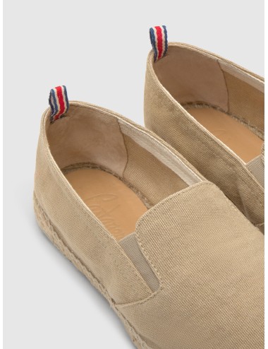 Alpargata CASTAÑER JOEL en sand con lona sand y diseño slip-on