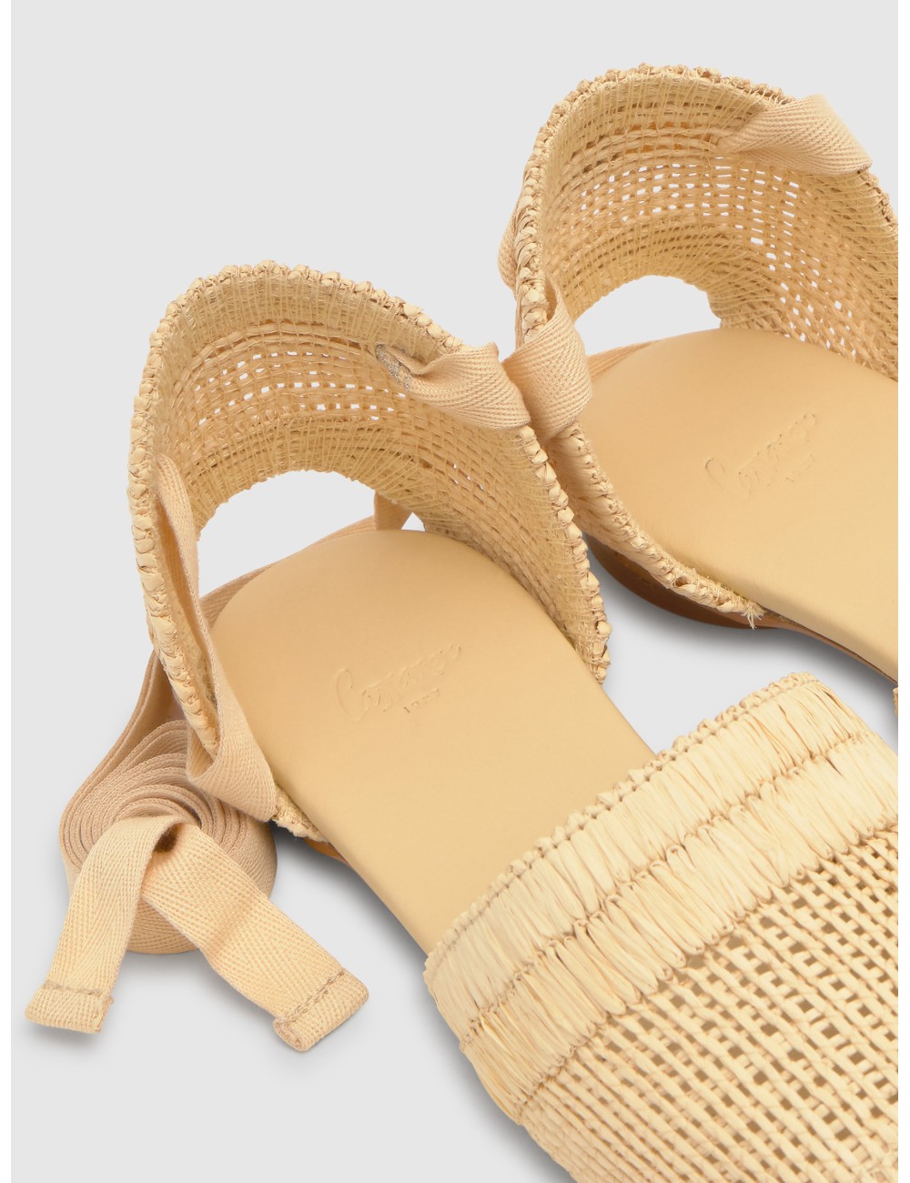 Alpargata CASTAÑER GOLDIE en natural con rafia natural bordada