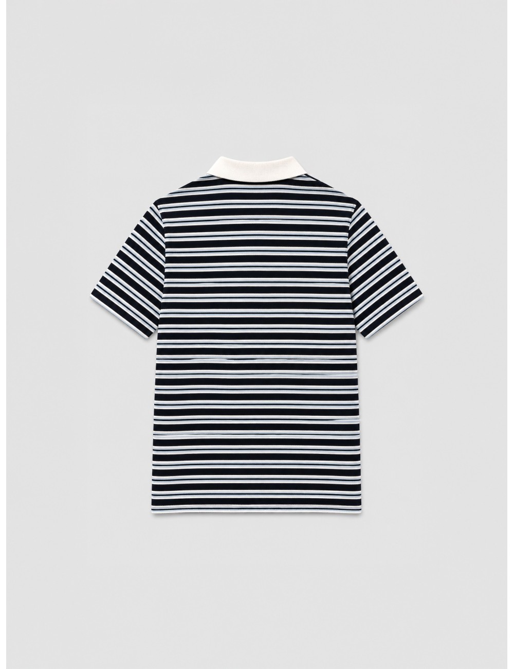 Polo de rayas azul marino A.P.C. con cuello blanco en contraste