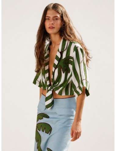Crop top verde FARM RIO Spring Stripes con rayas verdes con lazada frontal