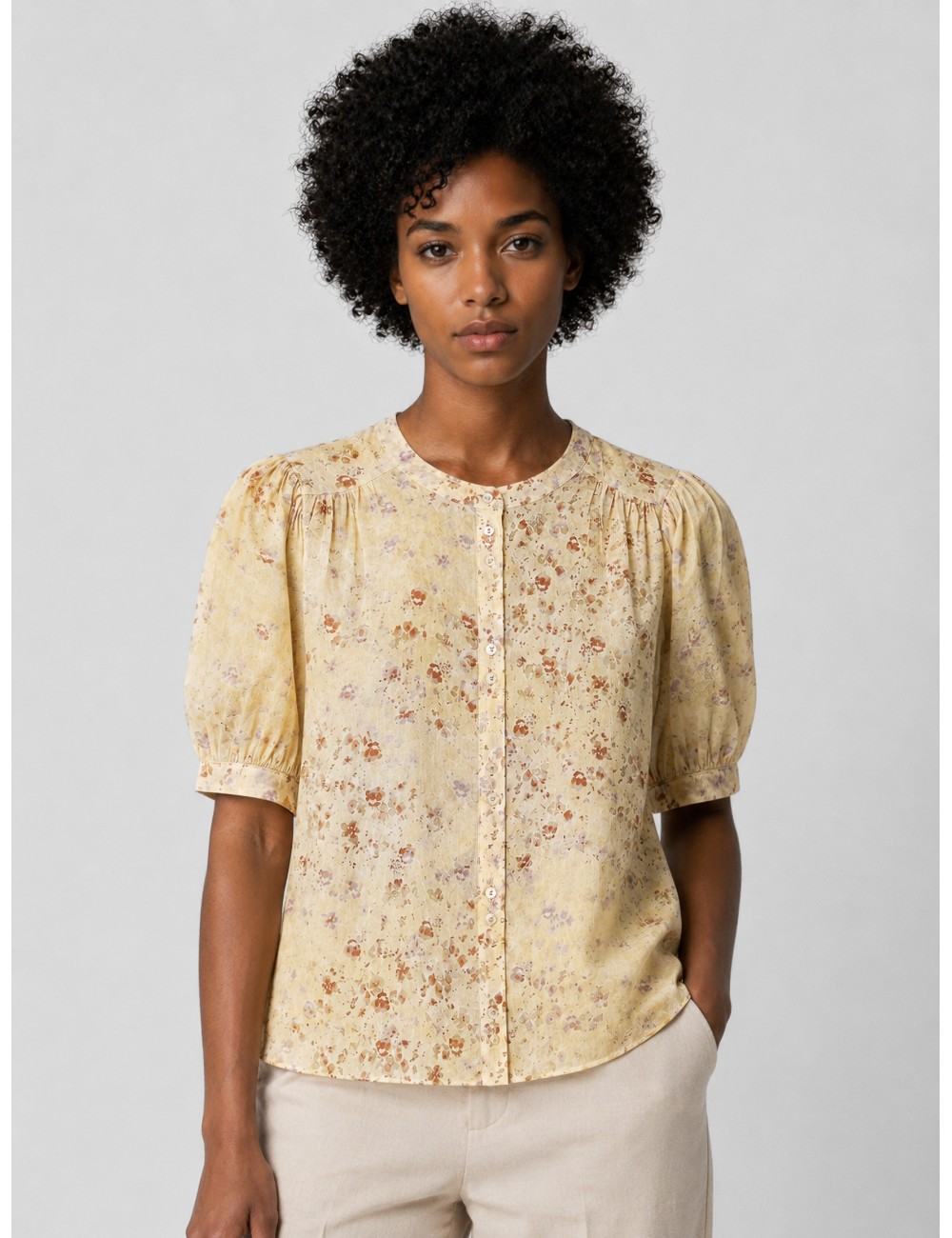 Camisa ecru ba&sh NOVELLA de viscosa con estampado floral