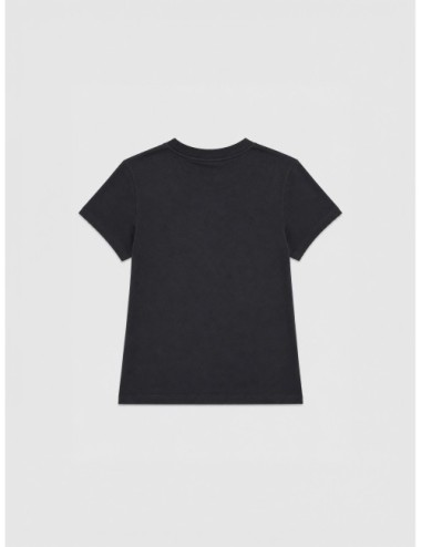Camiseta negra GANNI con flor de crochet y gráfico frontal