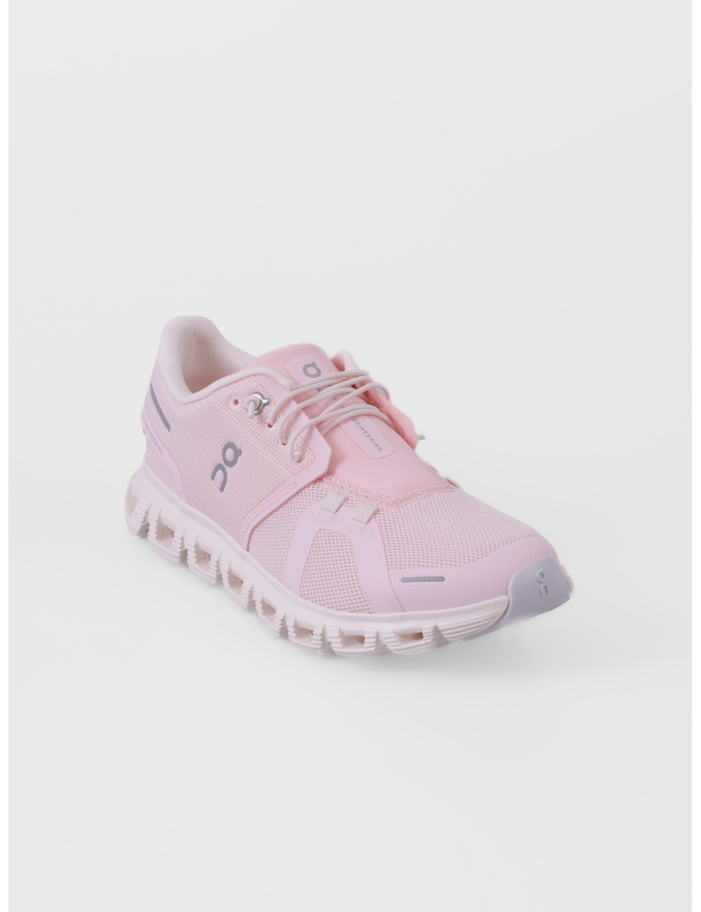Zapatilla baja rosa claro ON RUNNING Cloud 6 con suela CloudTec visible