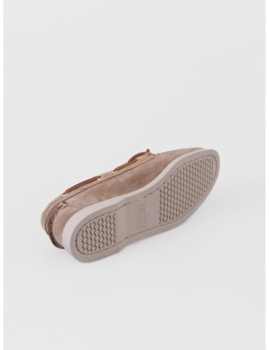 Zapato bajo taupe SEBAGO Portland Artisan con construcción tipo náutico