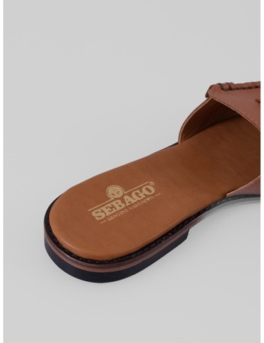 Sandalia cognac SEBAGO Will Slide Pop con pala tipo mocasín abierta
