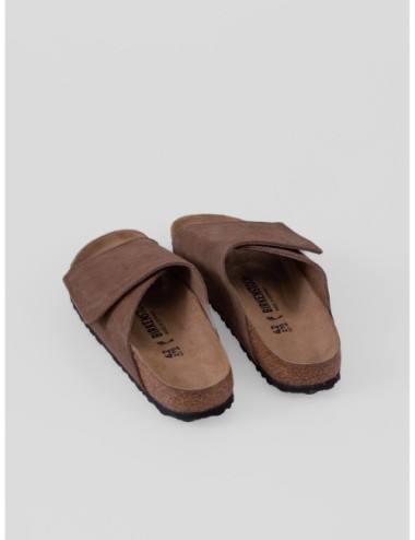 Sandalia marrón oscuro BIRKENSTOCK Solana VL con laterales cerrados con puntera y talón abiertos