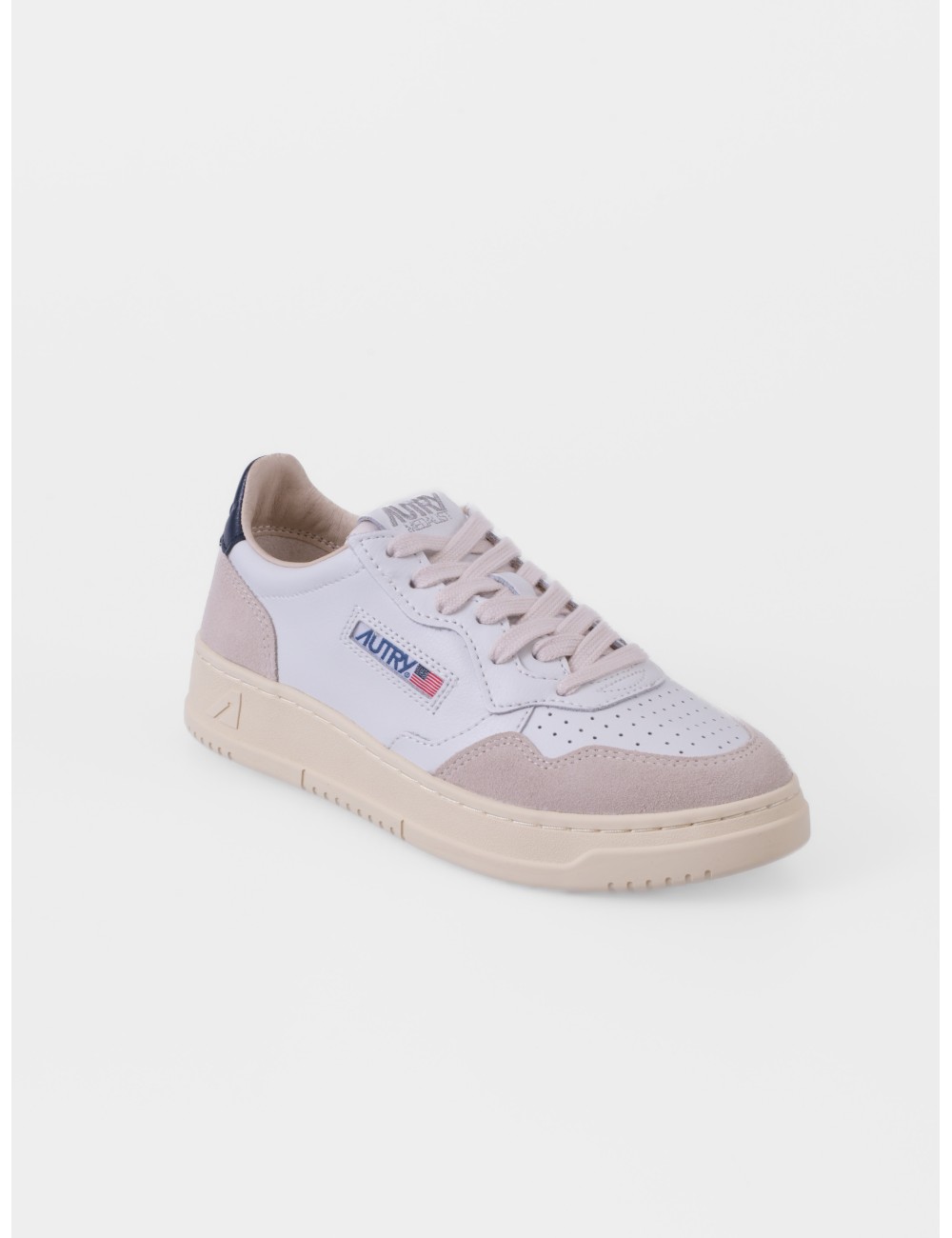 Zapatilla baja blanco roto AUTRY Medalist Low LS28 con talón en contraste azul marino