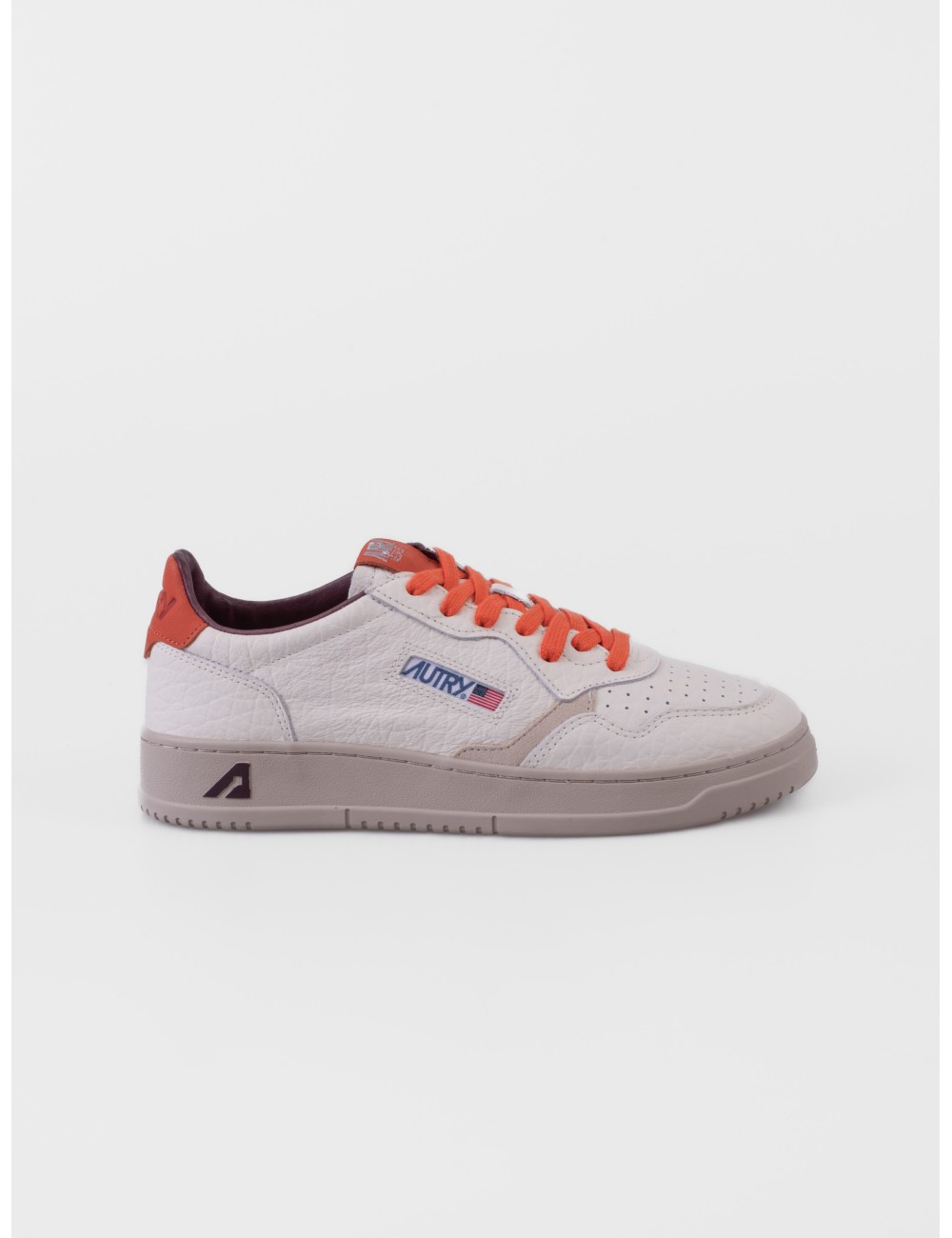 sneakers calabaza y arena Autry Medalist Low Man con puntera perforada y suela de goma vista frontal