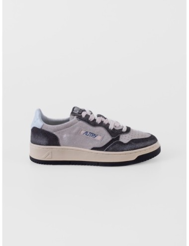 sneakers plata y negro Autry Medalist Low WOM con puntera perforada y suela de goma vista frontal