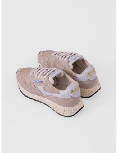 sneakers blanco Autry Reelwind Low WOM con paneles runner y suela de agarre detalle de suela
