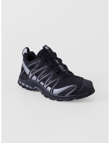 sneakers negro y plateado Salomon XA PRO 3D GTX con quickLACE y 3D Advanced Chassis vista lateral