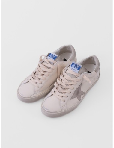 zapatillas Super Star Golden Goose blanco y gris vista frontal