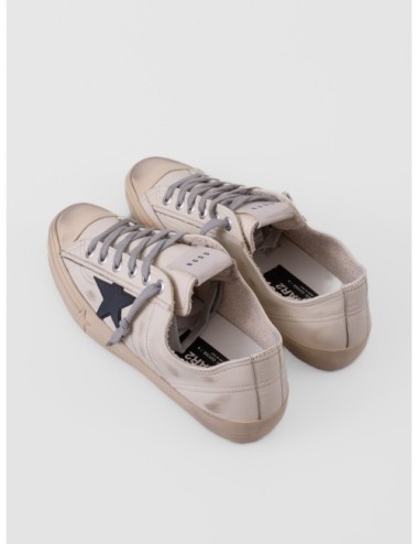 zapatillas V Star Golden Goose blanco roto y negro vista posterior