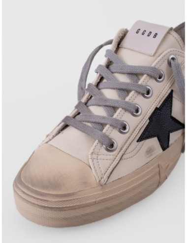 zapatillas V Star Golden Goose blanco roto y negro detalle de suela