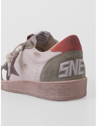 zapatillas Ball Star Golden Goose crema y verde salvia detalle de suela