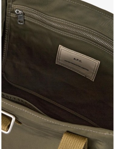 Bolso PSANL de A.P.C. en caqui detalle del diseño