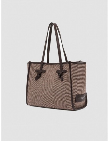 Bolso Marcella de Gianni Chiarini en marrón daino vista en tres cuartos