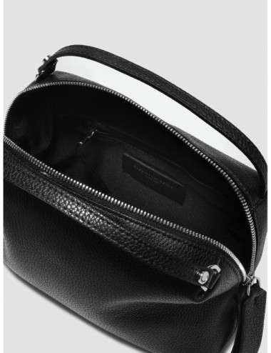 Bolso Alifa de Gianni Chiarini en negro detalle del diseño