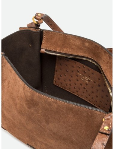 Bolso Bloom de Gianni Chiarini en coñac detalle del diseño