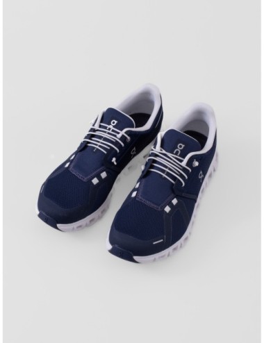 Zapatillas ON RUNNING Cloud 6 en azul marino y blanco