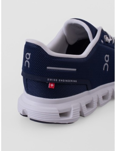 Zapatillas ON RUNNING Cloud 6 en azul marino y blanco