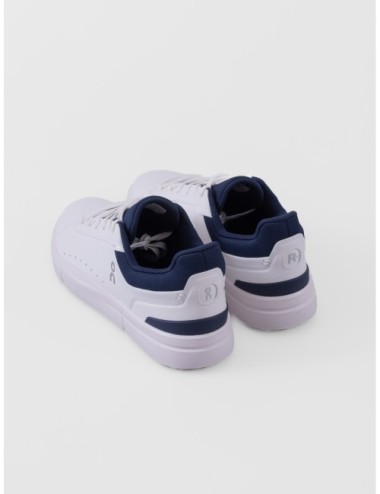 Zapatillas ON RUNNING THE ROGER Advantage en blanco y azul marino